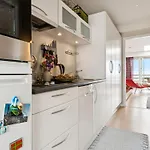 Feodora - 100m From The Sea By Interhome *