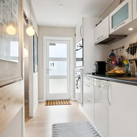 Feodora - 100m From The Sea By Interhome Lejlighed