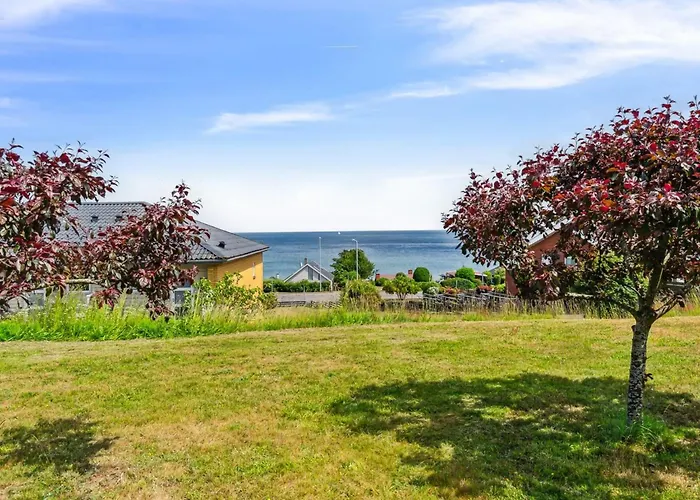 Feodora - 100m From The Sea By Interhome Apartment Allinge-Sandvig