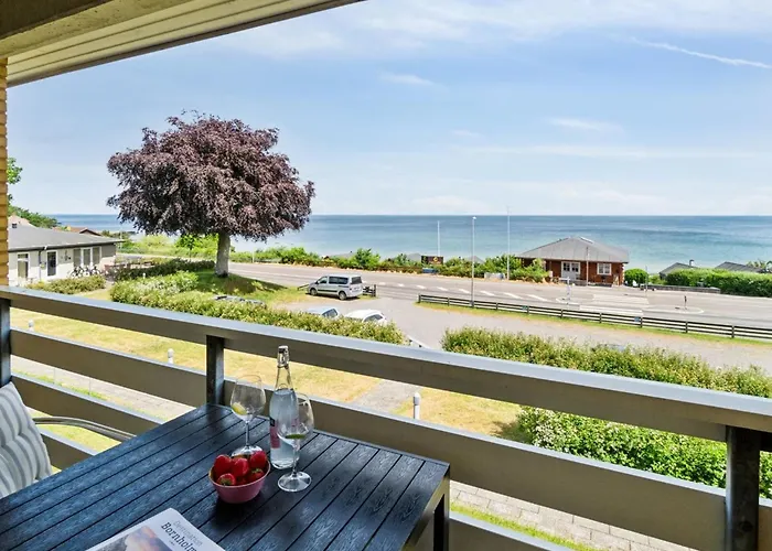 Apartment Feodora - 100m From The Sea By Interhome Allinge-Sandvig